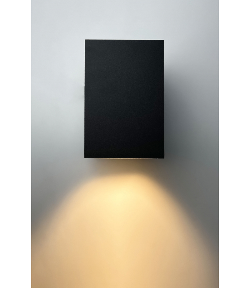 Oprawa elewacyjna ALVERIS 3CCT(2,7/3K/4K) 2x9W 1800lm 60st kwadratowy IP65 Czarny PRIME LED line LITE 228108 LED line LITE 228108